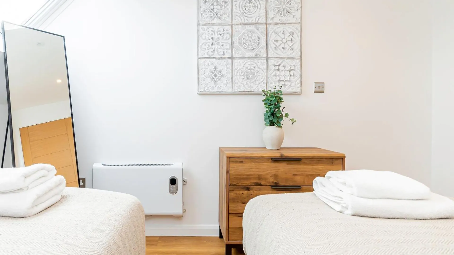 Apartment Contemporary 2-Bed Penthouse Central Stay Southampton United Kingdom